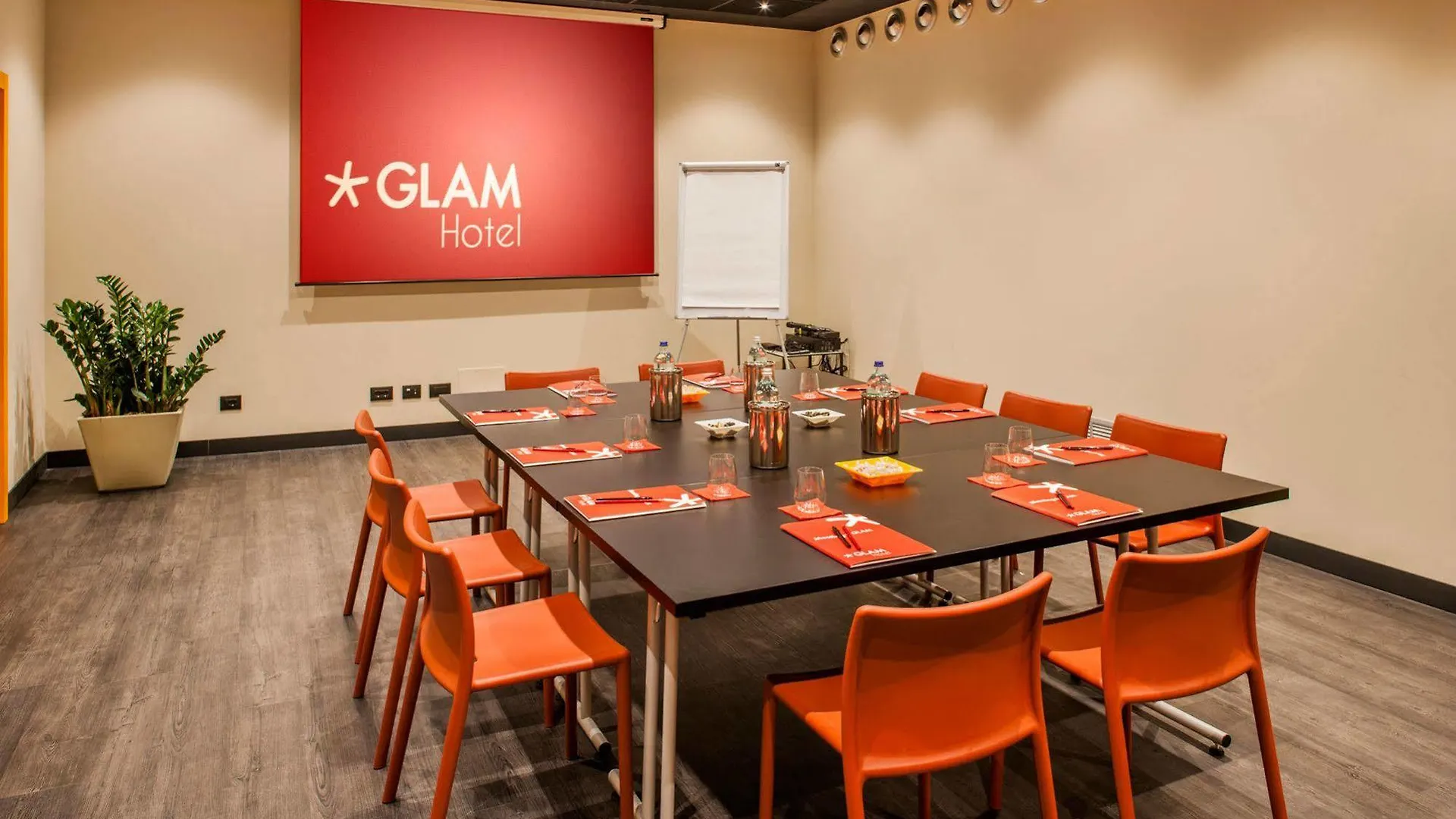 Glam Milano Hotel